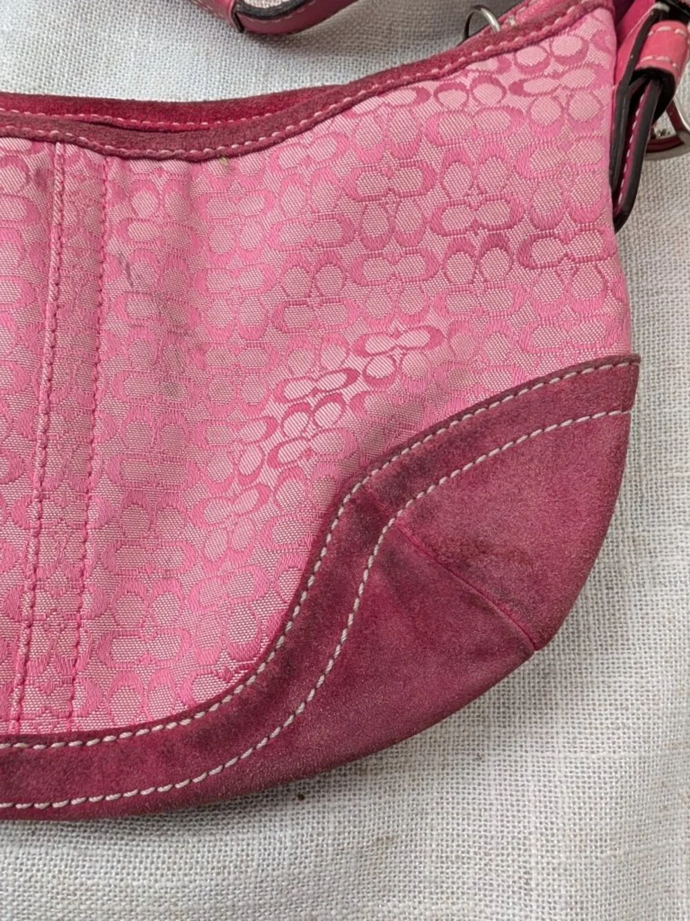 Vintage Coach 6351 Pink Hobo Signature Suede Shoulder Bag